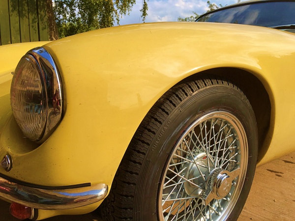 Lotus Elite on Borrani Wheels and 155 HR 15 PIRELLI CINTURATO CA67 Tires